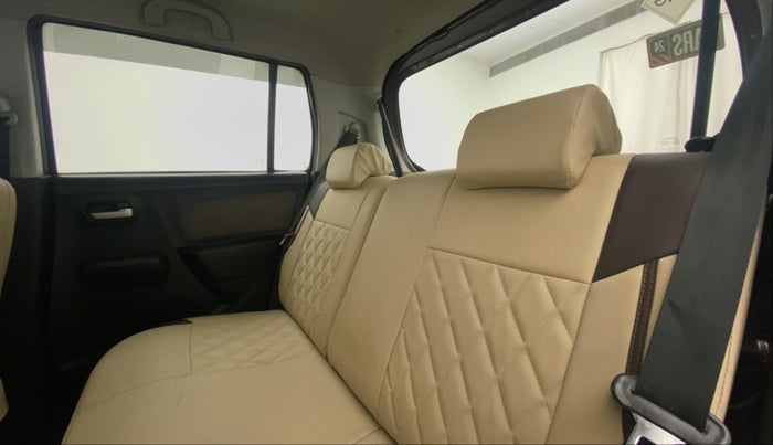 2015 Maruti Wagon R 1.0 LXI CNG, CNG, Manual, 39,943 km, Right Side Rear Door Cabin