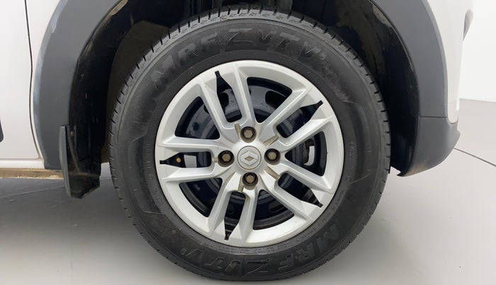 2022 Renault TRIBER RXT, Petrol, Manual, 14,386 km, Right Front Wheel