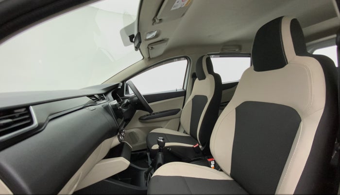 2022 Renault TRIBER RXT, Petrol, Manual, 14,386 km, Right Side Front Door Cabin