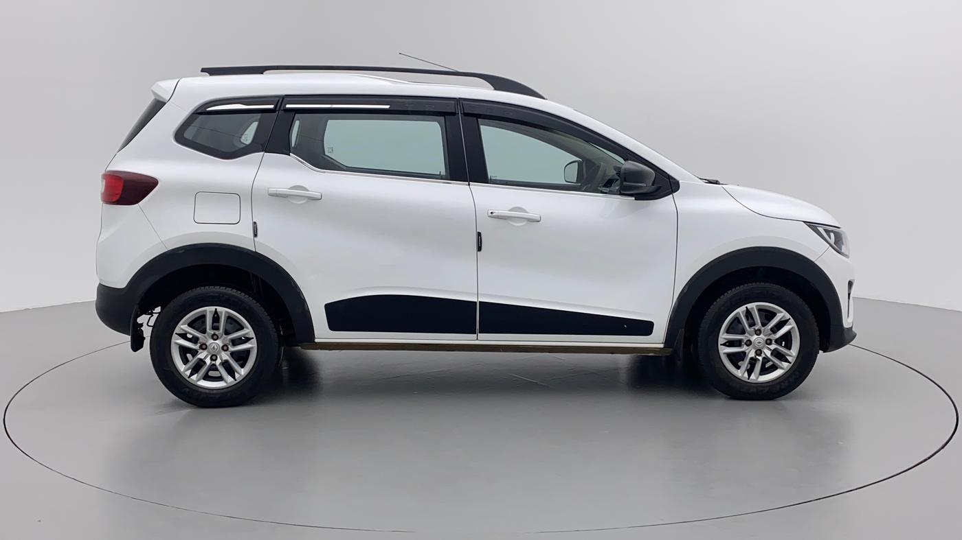 2022 Renault TRIBER RXT, Petrol, Manual, 14,386 km, Right Side View