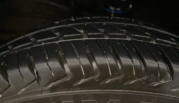 2024 Maruti Alto K10 VXI PLUS, Petrol, Manual, 3,873 km, Left Front Tyre Tread