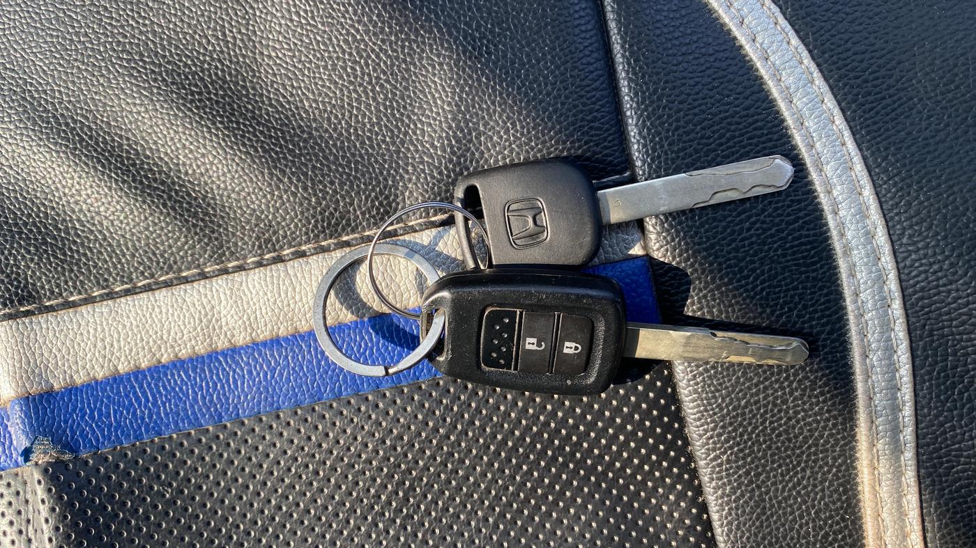 2018 Honda WR-V 1.2L I-VTEC VX MT, CNG, Manual, 48,832 km, Key Close Up