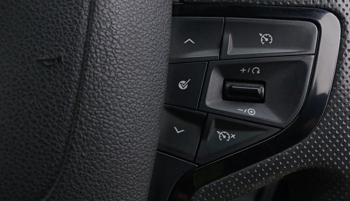 2022 Tata Safari XZ PLUS DARK EDITION, Diesel, Manual, 46,235 km, Adaptive Cruise Control