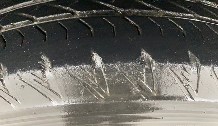 2022 Tata Safari XZ PLUS DARK EDITION, Diesel, Manual, 46,235 km, Left Front Tyre Tread