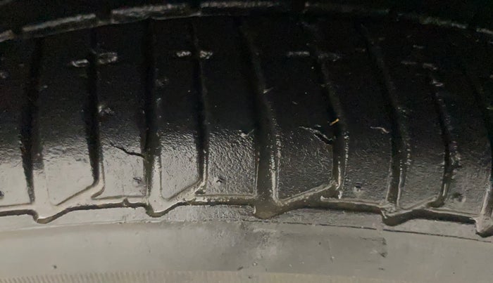 2021 Tata TIGOR XZA PLUS PETROL, Petrol, Automatic, 22,322 km, Right Front Tyre Tread