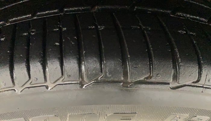 2021 Tata TIGOR XZA PLUS PETROL, Petrol, Automatic, 22,322 km, Left Front Tyre Tread