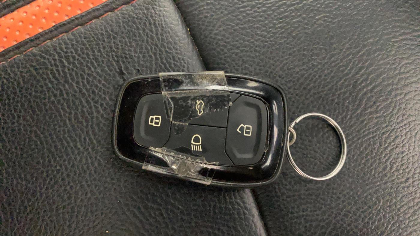 2021 Tata TIGOR XZA PLUS PETROL, Petrol, Automatic, 22,399 km, Key Close Up