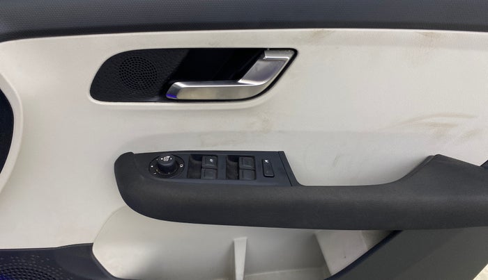 2022 Tata ALTROZ XZA PLUS, Petrol, Automatic, 19,931 km, Driver Side Door Panels Control