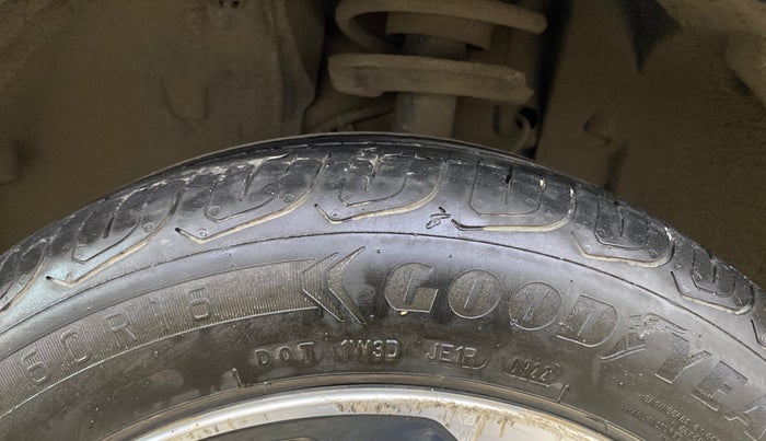 2022 Tata ALTROZ XZA PLUS, Petrol, Automatic, 19,931 km, Left Front Tyre Tread