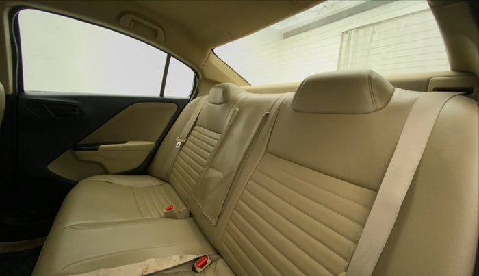 2014 Honda City 1.5L I-VTEC SV, Petrol, Manual, 69,900 km, Right Side Rear Door Cabin