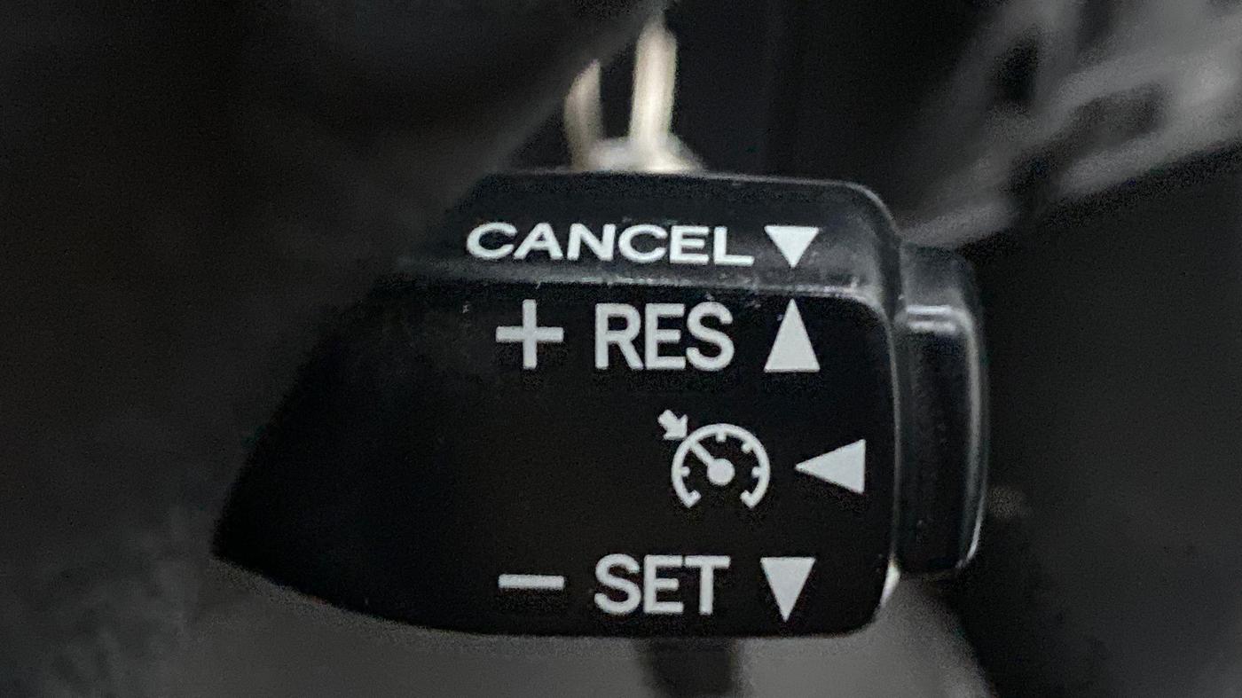 2019 Toyota Innova Crysta 2.8 GX AT 8 STR, Diesel, Automatic, 28,059 km, Adaptive Cruise Control