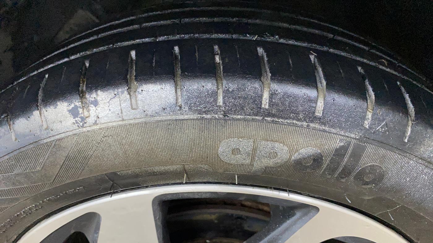 2023 Toyota Glanza G, CNG, Manual, 33,695 km, Left Front Tyre Tread