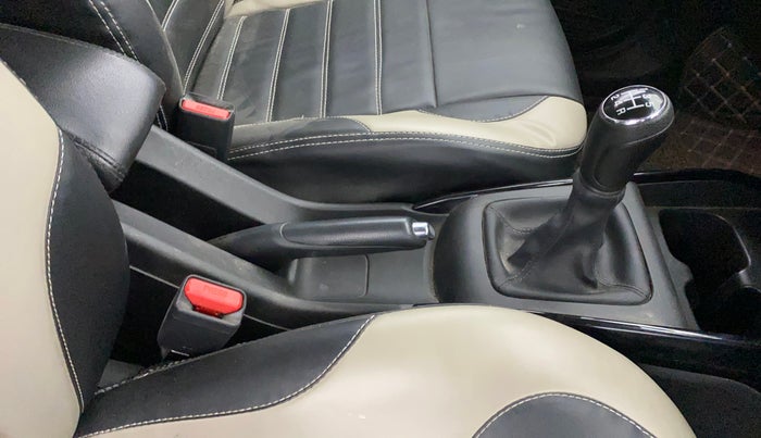 2023 Toyota Glanza G, CNG, Manual, 33,695 km, Gear Lever