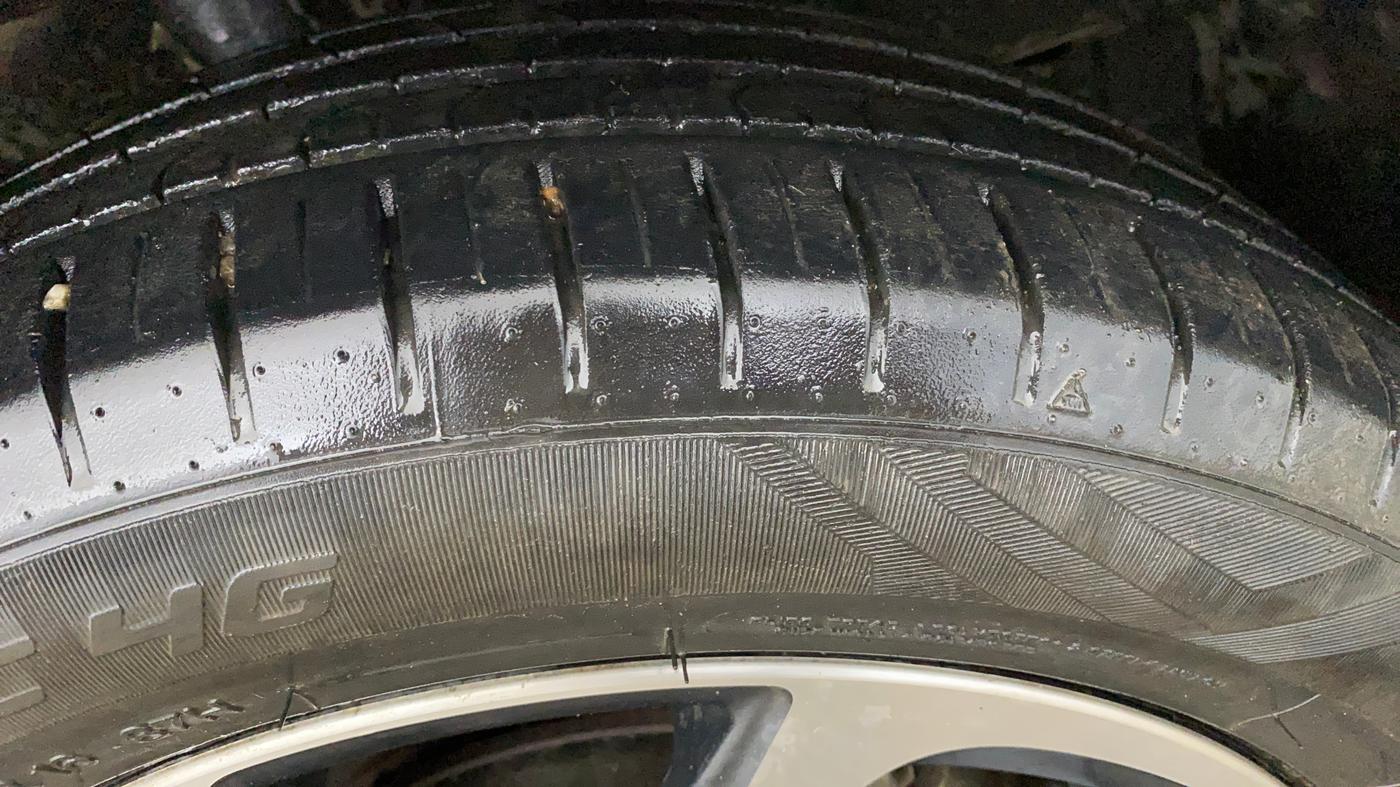 2023 Toyota Glanza G, CNG, Manual, 33,695 km, Right Front Tyre Tread