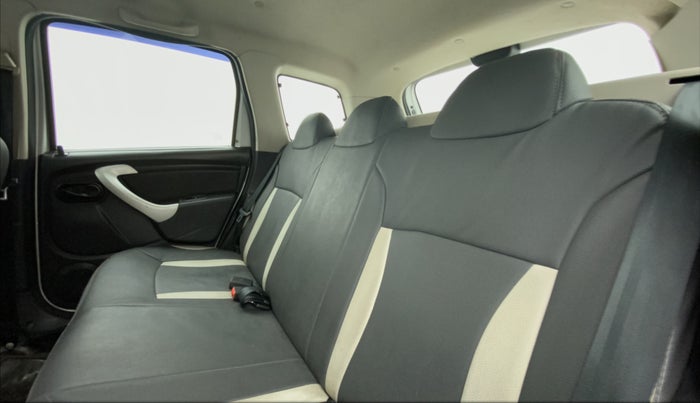 2014 Nissan Terrano XE 85 PS DEISEL, Diesel, Manual, 66,226 km, Right Side Rear Door Cabin