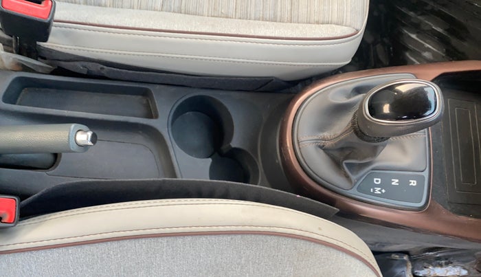 2022 Hyundai AURA SX PLUS 1.2 AMT, Petrol, Automatic, 67,386 km, Gear Lever