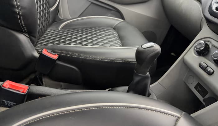2022 Tata Tiago XT CNG, CNG, Manual, 79,150 km, Gear Lever