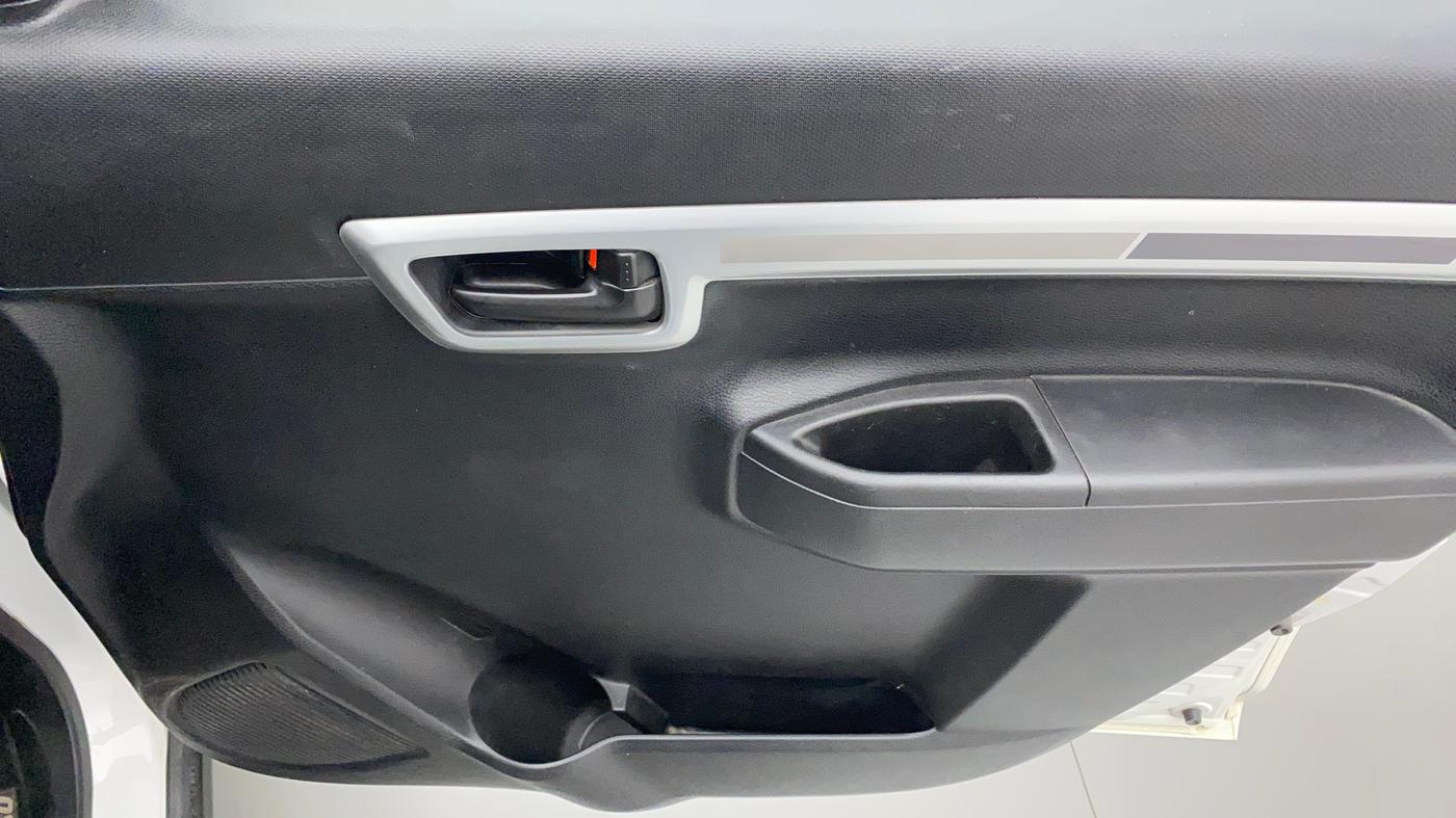 2020 Maruti S PRESSO VXI PLUS AMT, Petrol, Automatic, 18,801 km, Driver Side Door Panels Control