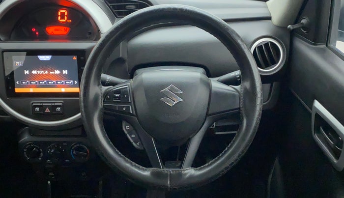 2020 Maruti S PRESSO VXI PLUS AMT, Petrol, Automatic, 18,801 km, Steering Wheel Close Up