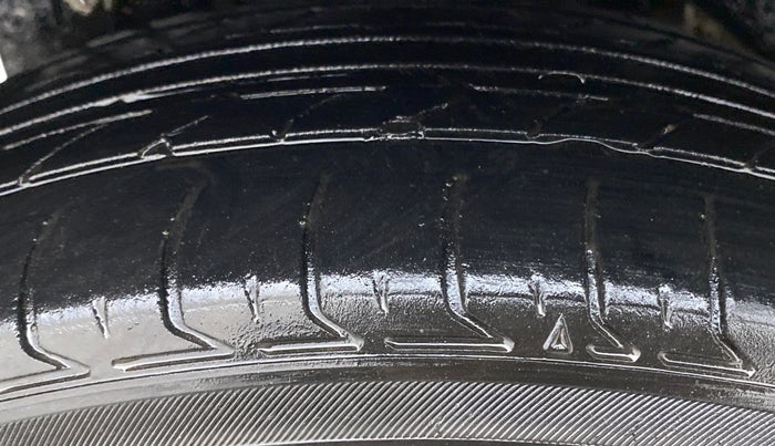2013 Maruti A Star VXI ABS AT, Petrol, Automatic, 46,530 km, Right Rear Tyre Tread