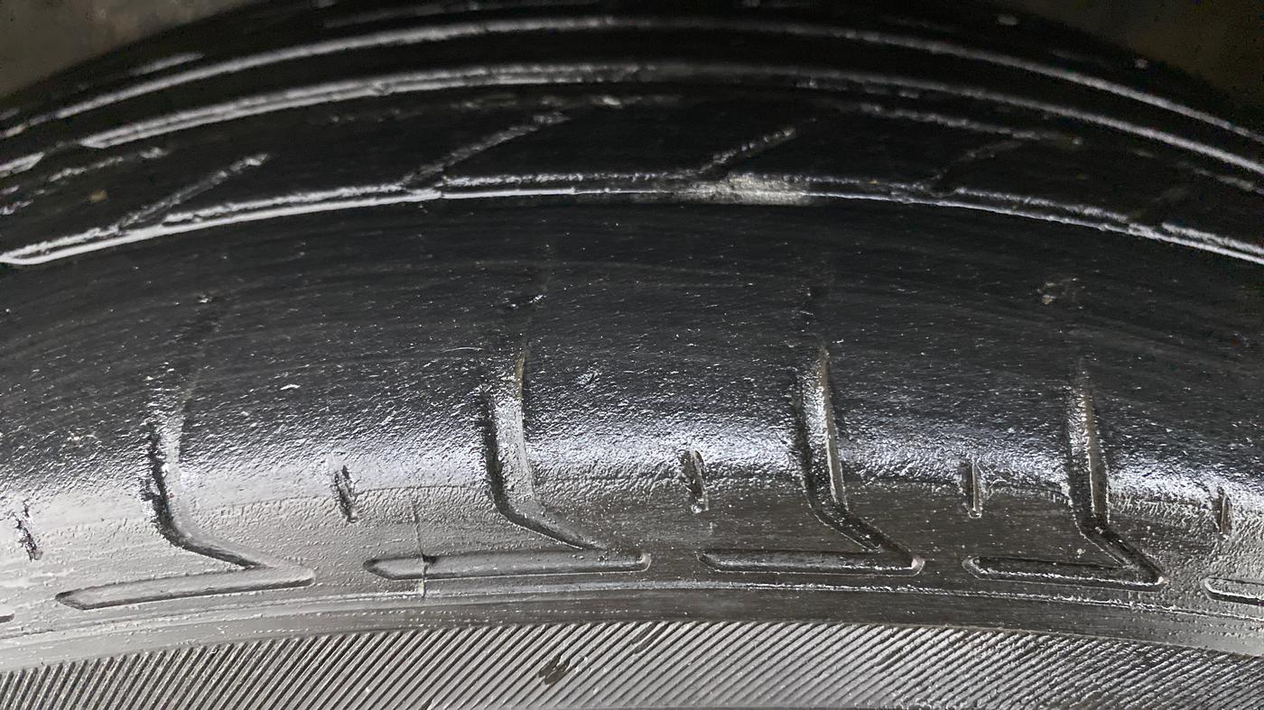 2013 Maruti A Star VXI ABS AT, Petrol, Automatic, 46,530 km, Left Front Tyre Tread