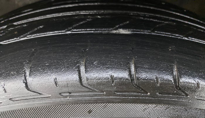 2013 Maruti A Star VXI ABS AT, Petrol, Automatic, 46,530 km, Left Front Tyre Tread