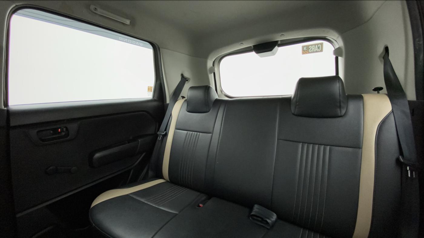 2022 Maruti New Wagon-R LXI 1.0, Petrol, Manual, 20,629 km, Right Side Rear Door Cabin