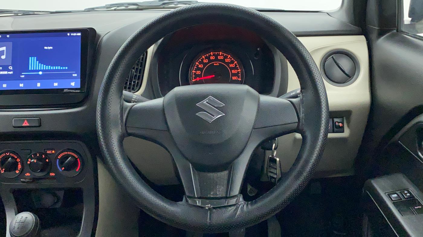 2022 Maruti New Wagon-R LXI 1.0, Petrol, Manual, 20,629 km, Steering Wheel Close Up