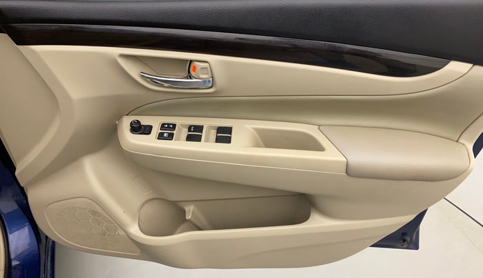 2018 Maruti Ciaz ALPHA 1.4 PETROL, Petrol, Manual, 1,13,780 km, Driver Side Door Panels Control