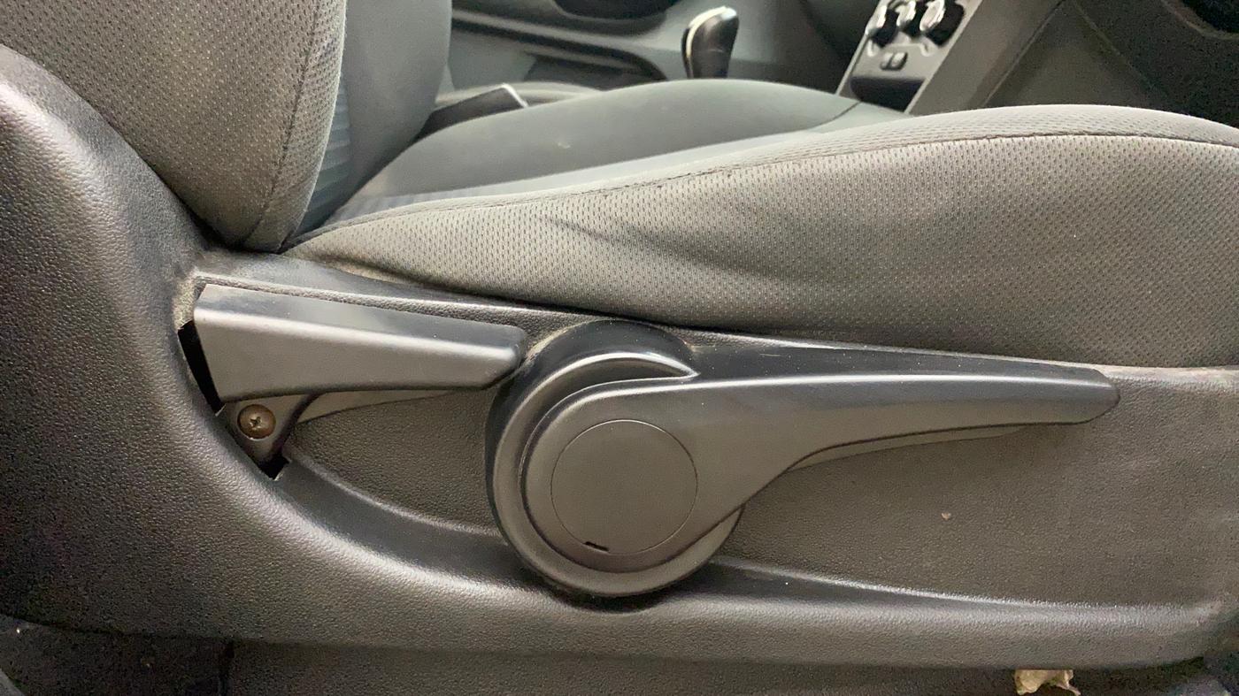 2017 Tata TIGOR XT PETROL, Petrol, Manual, 98,172 km, Driver Side Adjustment Panel