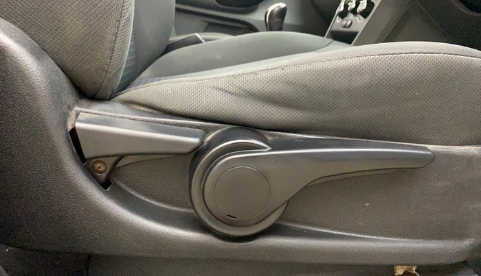 2017 Tata TIGOR XT PETROL, Petrol, Manual, 98,102 km, Driver Side Adjustment Panel