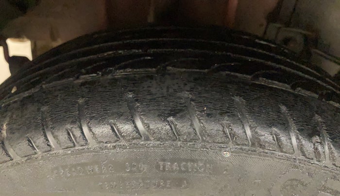 2017 Tata TIGOR XT PETROL, Petrol, Manual, 98,102 km, Right Rear Tyre Tread