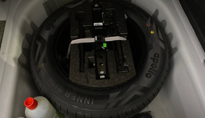 2022 Skoda SLAVIA STYLE 1.0L TSI MT, Petrol, Manual, 46,726 km, Spare Tyre