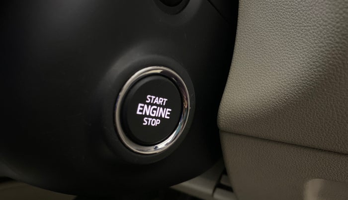 2022 Skoda SLAVIA STYLE 1.0L TSI MT, Petrol, Manual, 46,726 km, Keyless Start/ Stop Button