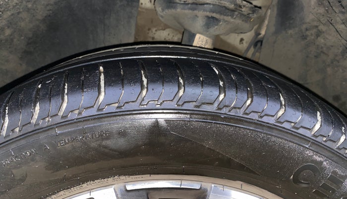 2022 Skoda SLAVIA STYLE 1.0L TSI MT, Petrol, Manual, 46,726 km, Left Front Tyre Tread