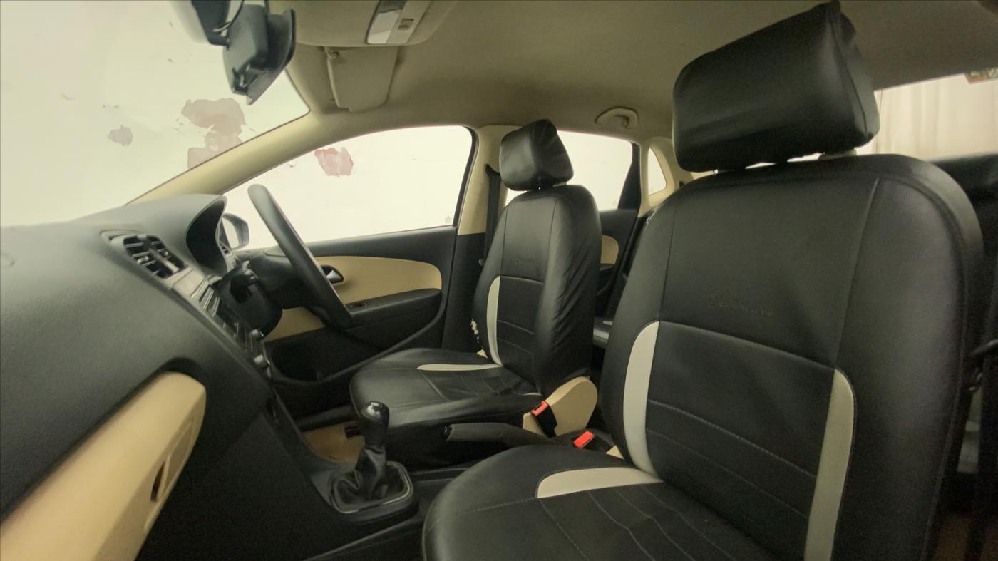 2016 Volkswagen Ameo COMFORTLINE 1.2L, Petrol, Manual, 69,413 km, Right Side Front Door Cabin