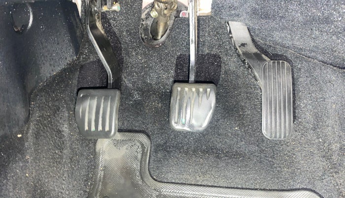 2020 Tata Harrier XZ PLUS 2.0L DUAL TONE, Diesel, Manual, 77,879 km, Pedals