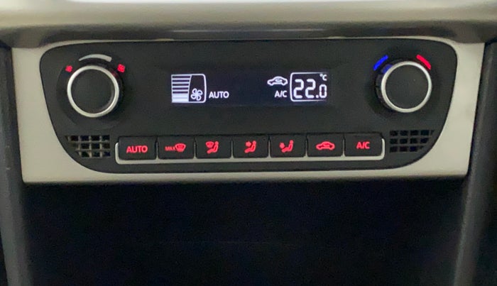 2016 Volkswagen Ameo HIGHLINE1.5L, Diesel, Manual, 1,17,305 km, Automatic Climate Control