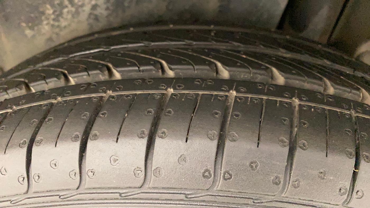2012 Maruti Ertiga VDI, Diesel, Manual, 1,38,231 km, Left Rear Tyre Tread