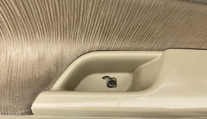 2012 Maruti Ertiga VDI, Diesel, Manual, 1,38,231 km, Front passenger door - Trim has minor damage