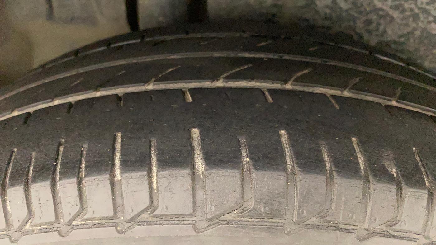 2012 Maruti Ertiga VDI, Diesel, Manual, 1,38,231 km, Right Rear Tyre Tread