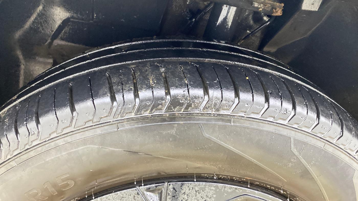 2023 Tata PUNCH ADVENTURE MT, Petrol, Manual, 83,167 km, Left Front Tyre Tread