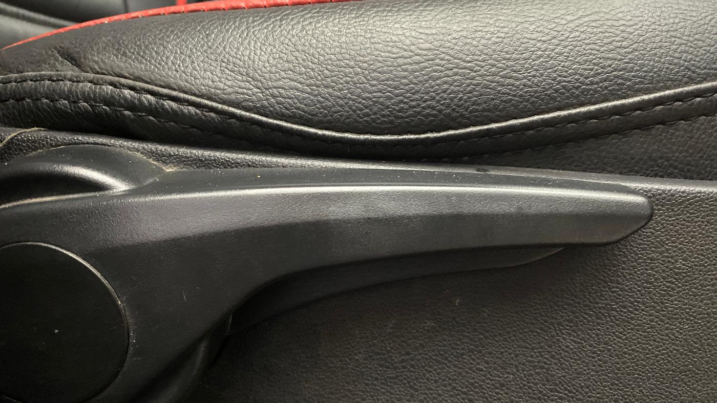 2019 Tata Tiago XZ PLUS PETROL, Petrol, Manual, 33,048 km, Driver Side Adjustment Panel