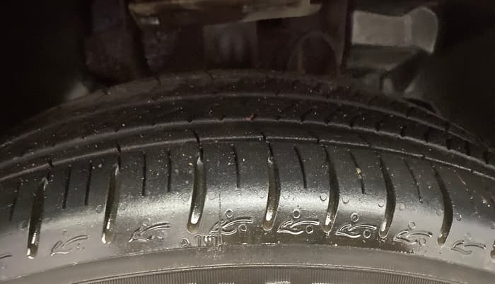 2019 Tata Tiago XZ PLUS PETROL, Petrol, Manual, 33,048 km, Right Front Tyre Tread