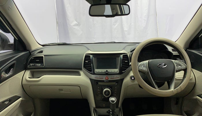 2021 Mahindra XUV300 W8 (O) 1.2 PETROL, Petrol, Manual, 27,231 km, Dashboard