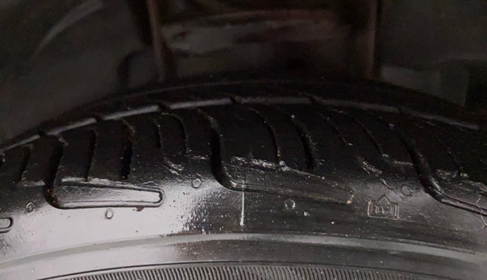 2020 Tata Tiago XZA+ DUAL TONE 1.2RTN, Petrol, Automatic, 68,784 km, Right Front Tyre Tread