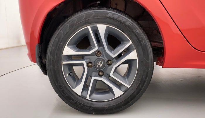 2020 Tata Tiago XZA+ DUAL TONE 1.2RTN, Petrol, Automatic, 68,784 km, Right Rear Wheel