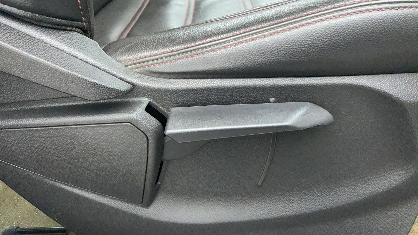 2014 Ford Ecosport 1.0 ECOBOOST TITANIUM OPT, Petrol, Manual, 44,165 km, Driver Side Adjustment Panel