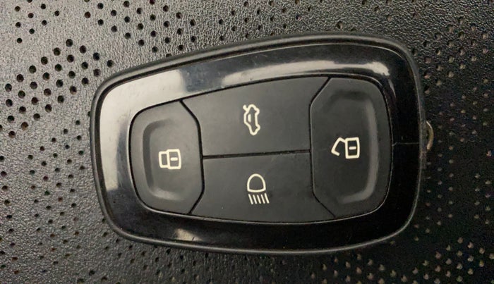 2022 Tata ALTROZ XZA PLUS, Petrol, Automatic, 58,322 km, Key Close Up