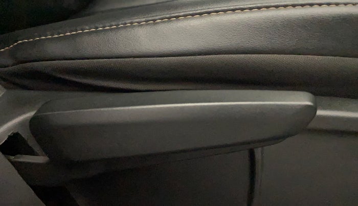 2022 Tata ALTROZ XZA PLUS, Petrol, Automatic, 58,322 km, Driver Side Adjustment Panel